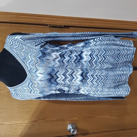 White House Black Market Sweaters - Whbm knit cold shoulder long sleeve variegated blue long length sweater top